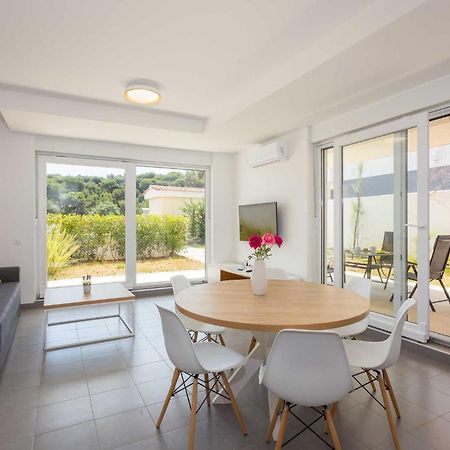 Apartments At Villa Frida Premantura Εξωτερικό φωτογραφία