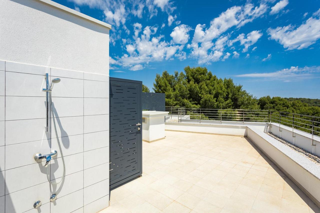 Apartments At Villa Frida Premantura Εξωτερικό φωτογραφία