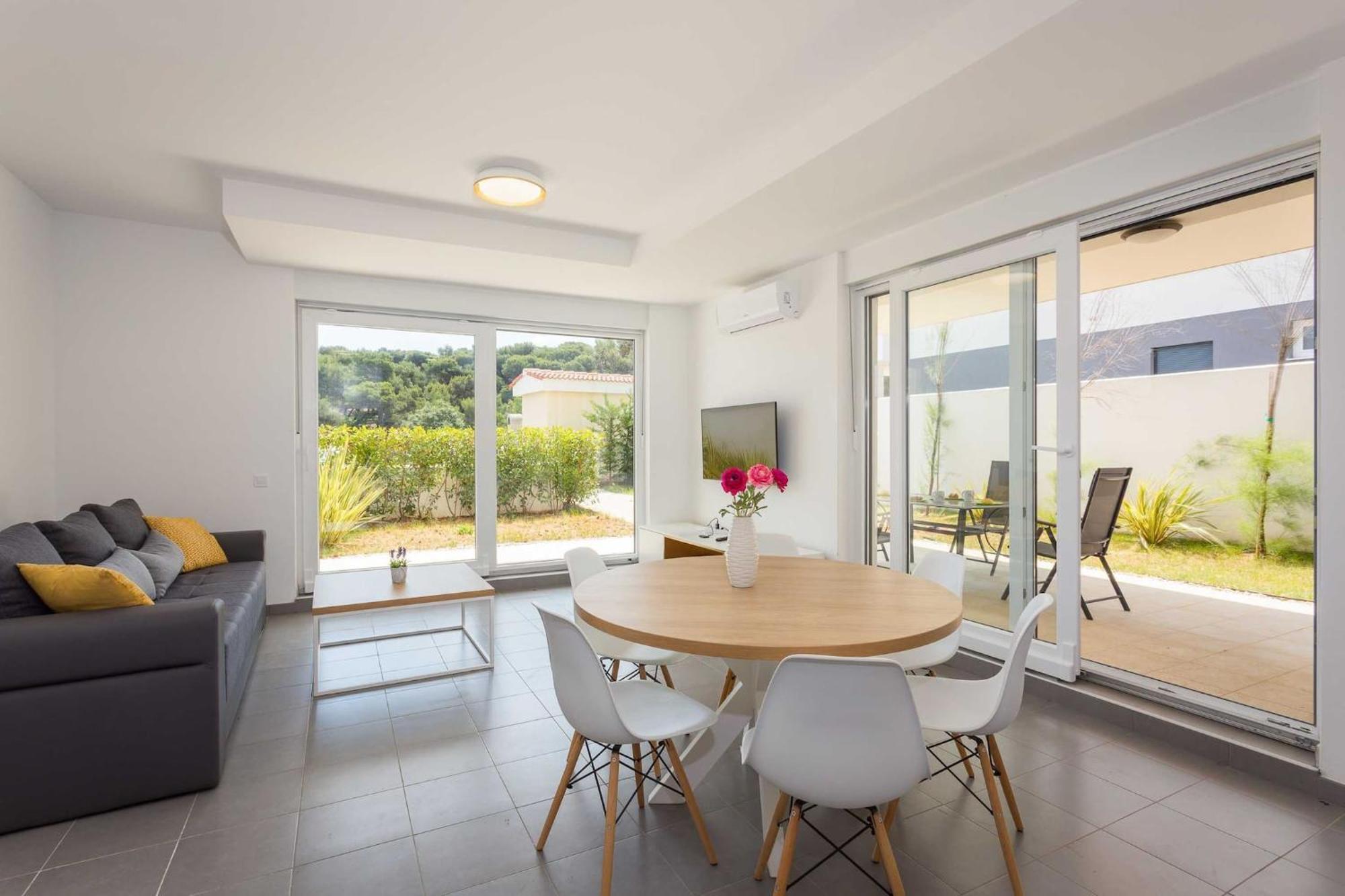 Apartments At Villa Frida Premantura Εξωτερικό φωτογραφία