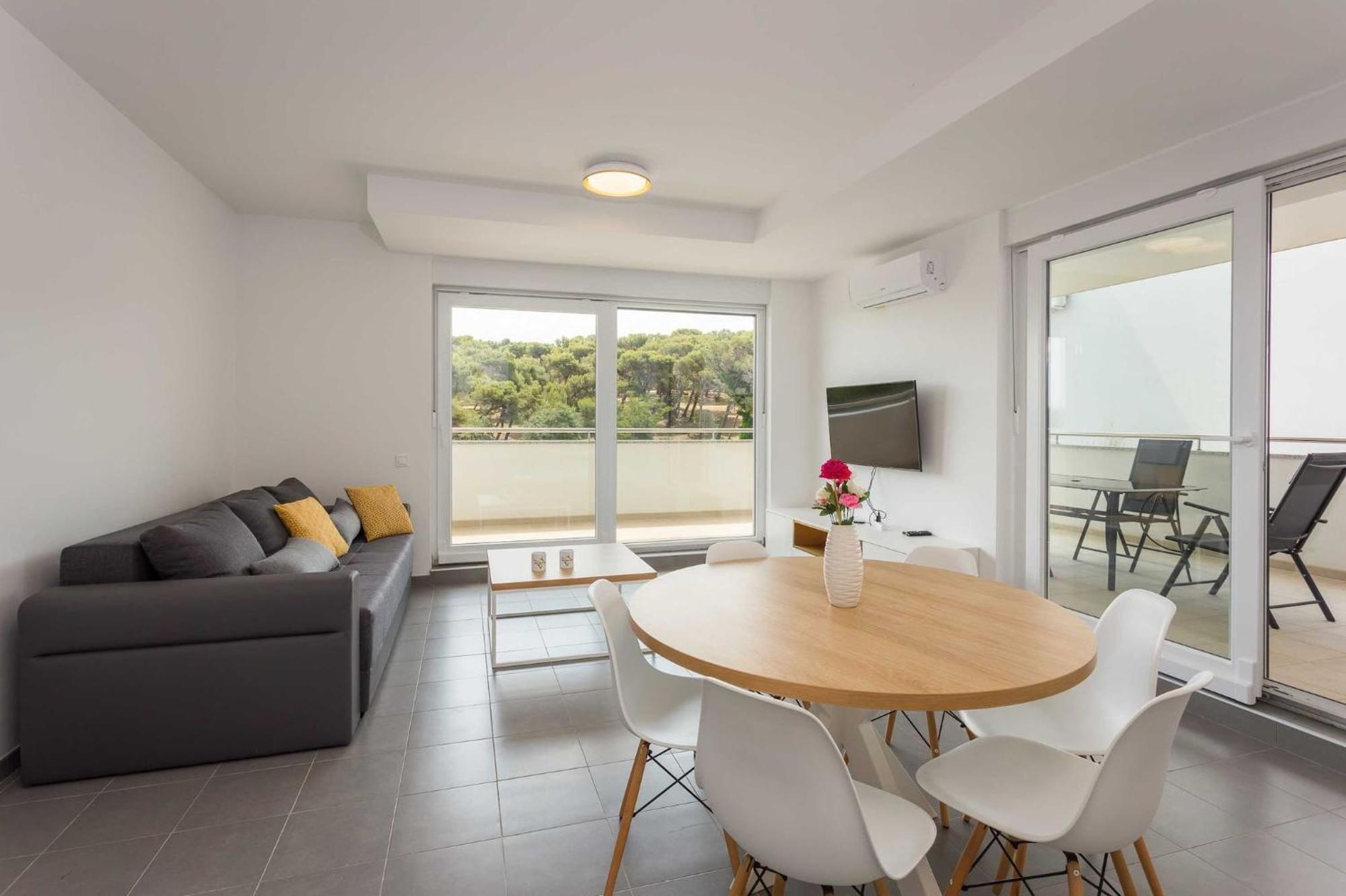 Apartments At Villa Frida Premantura Εξωτερικό φωτογραφία