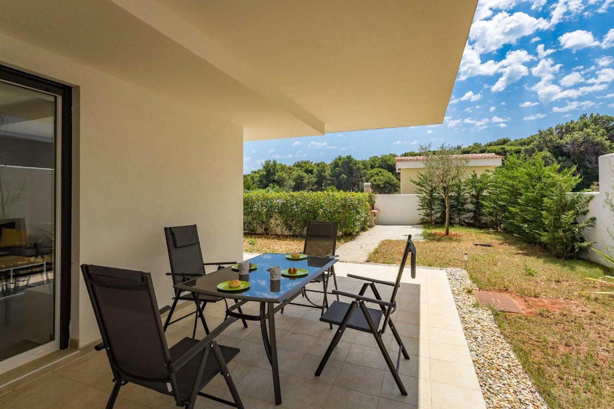 Apartments At Villa Frida Premantura Εξωτερικό φωτογραφία