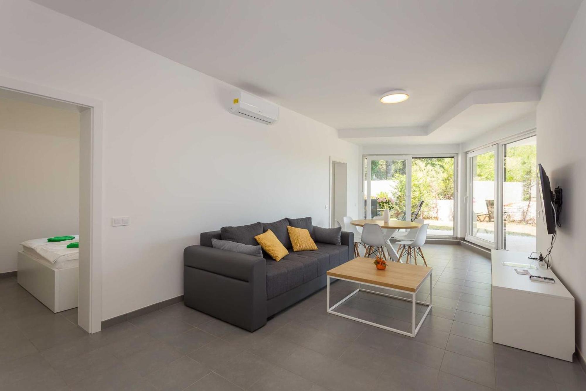 Apartments At Villa Frida Premantura Εξωτερικό φωτογραφία